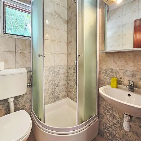 Apartman Octopus-2 By Interhome *
