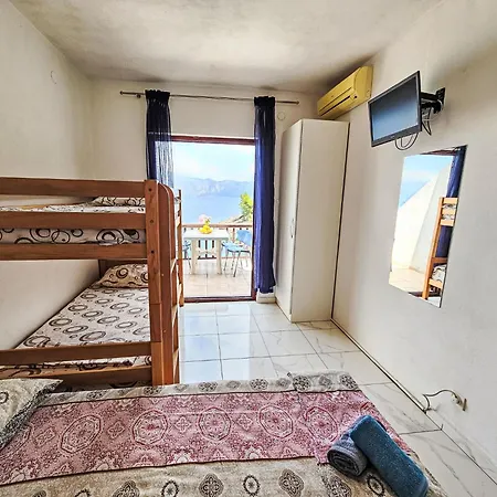 Lägenhet Octopus-2 By Interhome *